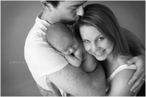 Northwest Arkansas Newborn Photographer | Erica Kirby Photography newborn baby birth and maternity photographer in NWA | Bentonville Rogers Fayetteville AR