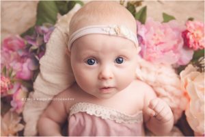 Northwest Arkansas Baby Photographer | 3 month old baby girl milestone photo session | Erica Kirby Photography Bentonville AR