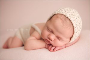 Northwest Arkansas Newborn Baby Photographer | Erica Kirby Photography | Northwest Arkansas Newborn Photographers | Newborn Pictures | Twins | Triplets | Baby | Birth | Maternity | NWA | Bentonville | Rogers | Fayetteville | Fort Smith | Siloam Springs | AR | Little Rock | Tulsa | Oklahoma