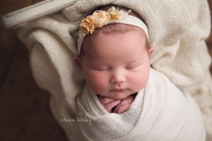 Classic Newborn Photo Session Bentonville AR - baby girl newborn photography in northwest arkansas nwa fayetteville rogers fort smith river valley