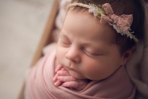 newborn baby photographers nwa - baby girl newborn photo session bentonville rogers fayetteville arkansas - erica kirby photography