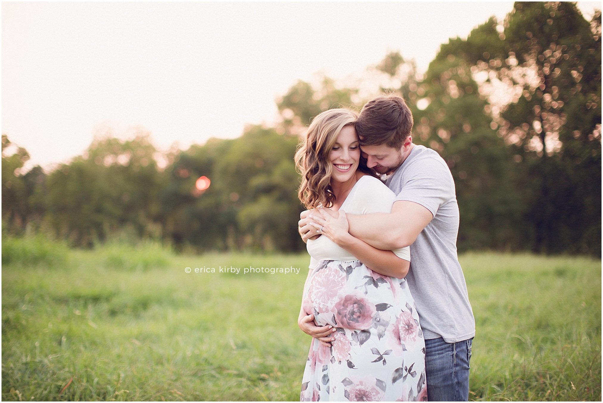 Northwest AR Maternity Photography - Bentonville Rogers Fayetteville Arkansas pregnancy photographer - maternity photo session in grassy field at sunset in NWA - Erica Kirby Photography
