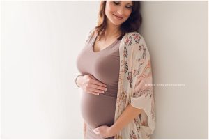 maternity photography session nwa - studio maternity session in northwest arkansas bentonville fayetteville rogers - erica kirby photography