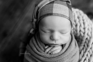 Newborn Photographers Bentonville - Erica Kirby Photography Northwest Arkansas NWA baby photographer fayetteville rogers river valley