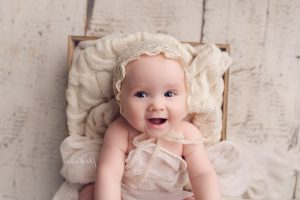 Baby Photographers NWA - Bentonville 6 month baby photos fayetteville rogers springdale river valley - erica kirby photography