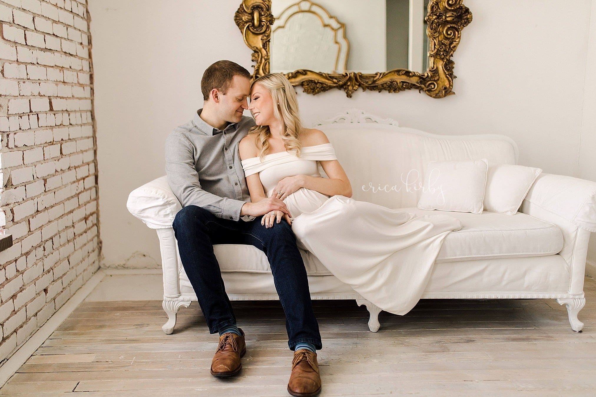 Maternity Photographer The Ravington Bridal Suite Centerton Bentonville Northwest Arkansas NWA Erica Kirby Photography Rachel Pally Pinkblush Lulus